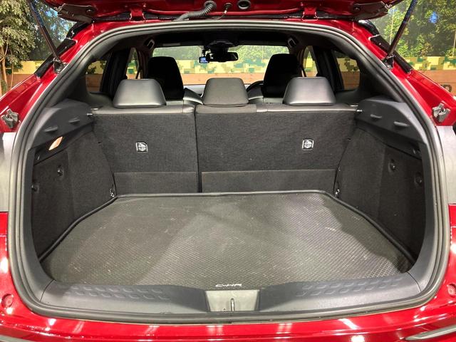 Ｃ－ＨＲ Ｇ　モード　ネロ　純正９型ＳＤナビ　バックカメラ　衝突軽減装置　レーダークルーズコントロール　シートヒーター　オートエアコン　ドラレコ　スマートキー　ＬＥＤヘッドライト　車線逸脱警報　先行車発進告知機能（40枚目）