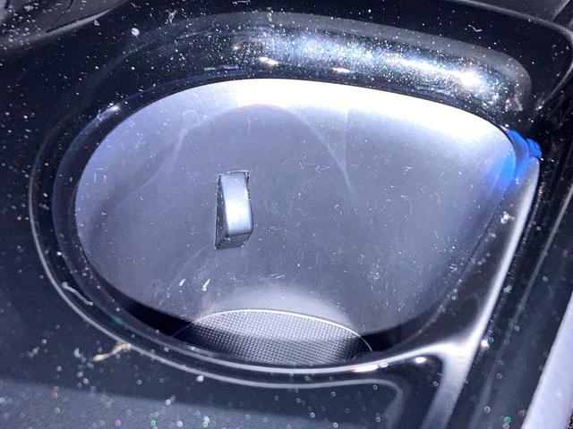 Ｃ－ＨＲ Ｇ　モード　ネロ　純正９型ＳＤナビ　バックカメラ　衝突軽減装置　レーダークルーズコントロール　シートヒーター　オートエアコン　ドラレコ　スマートキー　ＬＥＤヘッドライト　車線逸脱警報　先行車発進告知機能（43枚目）