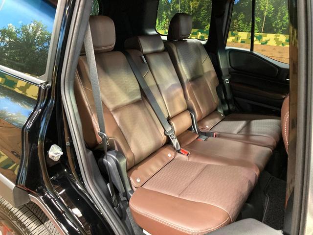 ランドクルーザー250 ZX 7人乗り サンルーフ 純正12.3インチディスプレイオーディオ 全周囲カメラ JBLサウンド 100V電源 衝突被害軽減システム レーダークルーズ 禁煙車 電動リアゲート 全席シートヒーター(9枚目)