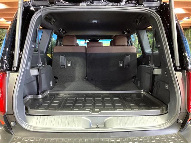 ランドクルーザー250 ZX 7人乗り サンルーフ 純正12.3インチディスプレイオーディオ 全周囲カメラ JBLサウンド 100V電源 衝突被害軽減システム レーダークルーズ 禁煙車 電動リアゲート 全席シートヒーター(11枚目)