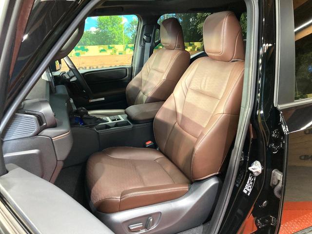 ランドクルーザー250 ZX 7人乗り サンルーフ 純正12.3インチディスプレイオーディオ 全周囲カメラ JBLサウンド 100V電源 衝突被害軽減システム レーダークルーズ 禁煙車 電動リアゲート 全席シートヒーター(23枚目)