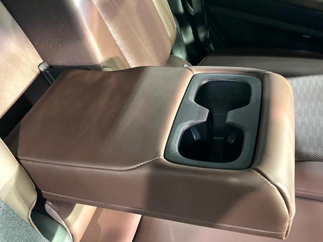 ランドクルーザー250 ZX 7人乗り サンルーフ 純正12.3インチディスプレイオーディオ 全周囲カメラ JBLサウンド 100V電源 衝突被害軽減システム レーダークルーズ 禁煙車 電動リアゲート 全席シートヒーター(28枚目)