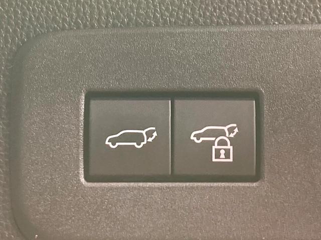 ランドクルーザー250 ZX 7人乗り サンルーフ 純正12.3インチディスプレイオーディオ 全周囲カメラ JBLサウンド 100V電源 衝突被害軽減システム レーダークルーズ 禁煙車 電動リアゲート 全席シートヒーター(49枚目)