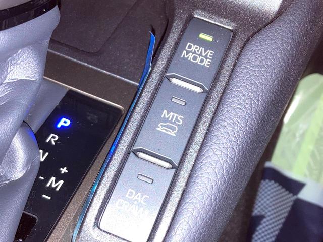 ランドクルーザー250 ZX 7人乗り サンルーフ 純正12.3インチディスプレイオーディオ 全周囲カメラ JBLサウンド 100V電源 衝突被害軽減システム レーダークルーズ 禁煙車 電動リアゲート 全席シートヒーター(61枚目)