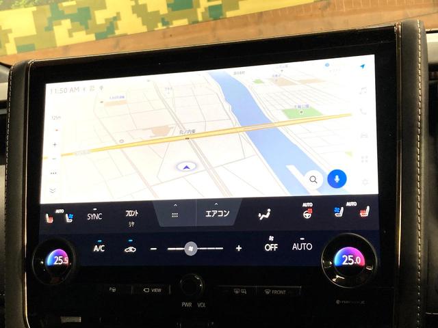 ヴェルファイアハイブリッド Ｚ　プレミア　ガラスルーフ　両側電動スライドドア　１４型ディスプレイオーディオ　全周囲カメラ　黒本革シート　レーダークルーズコントロール　ＥＴＣ　Ｂｌｕｅｔｏｏｔｈ再生　シートベンチレーション　パワーバックドア（4枚目）