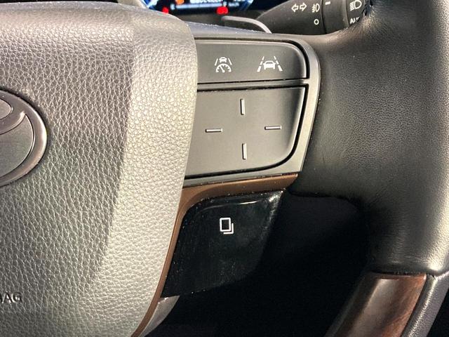 ヴェルファイアハイブリッド Ｚ　プレミア　ガラスルーフ　両側電動スライドドア　１４型ディスプレイオーディオ　全周囲カメラ　黒本革シート　レーダークルーズコントロール　ＥＴＣ　Ｂｌｕｅｔｏｏｔｈ再生　シートベンチレーション　パワーバックドア（7枚目）