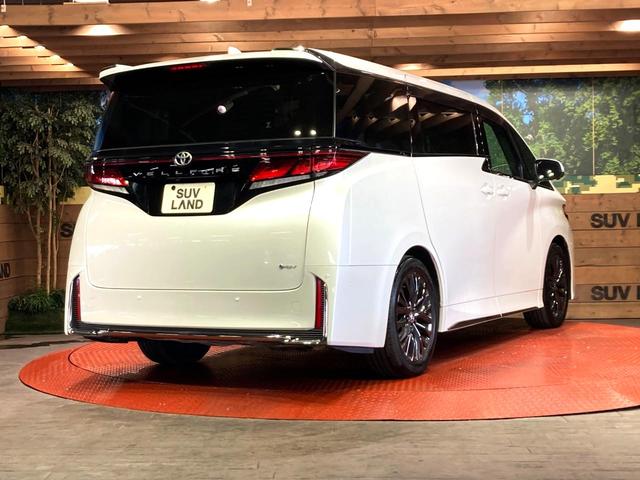 ヴェルファイアハイブリッド Ｚ　プレミア　ガラスルーフ　両側電動スライドドア　１４型ディスプレイオーディオ　全周囲カメラ　黒本革シート　レーダークルーズコントロール　ＥＴＣ　Ｂｌｕｅｔｏｏｔｈ再生　シートベンチレーション　パワーバックドア（18枚目）