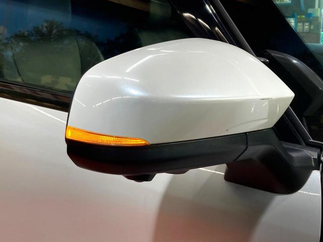 ヴェルファイアハイブリッド Ｚ　プレミア　ガラスルーフ　両側電動スライドドア　１４型ディスプレイオーディオ　全周囲カメラ　黒本革シート　レーダークルーズコントロール　ＥＴＣ　Ｂｌｕｅｔｏｏｔｈ再生　シートベンチレーション　パワーバックドア（21枚目）