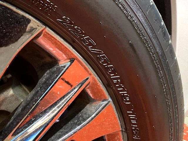 ヴェルファイアハイブリッド Ｚ　プレミア　ガラスルーフ　両側電動スライドドア　１４型ディスプレイオーディオ　全周囲カメラ　黒本革シート　レーダークルーズコントロール　ＥＴＣ　Ｂｌｕｅｔｏｏｔｈ再生　シートベンチレーション　パワーバックドア（22枚目）