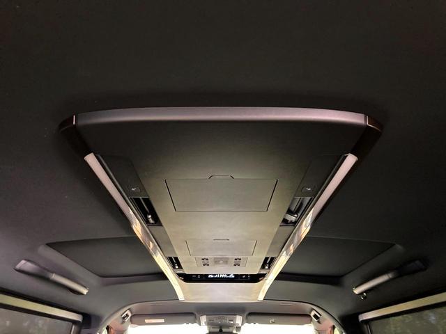 ヴェルファイアハイブリッド Ｚ　プレミア　ガラスルーフ　両側電動スライドドア　１４型ディスプレイオーディオ　全周囲カメラ　黒本革シート　レーダークルーズコントロール　ＥＴＣ　Ｂｌｕｅｔｏｏｔｈ再生　シートベンチレーション　パワーバックドア（31枚目）