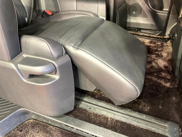 ヴェルファイアハイブリッド Ｚ　プレミア　ガラスルーフ　両側電動スライドドア　１４型ディスプレイオーディオ　全周囲カメラ　黒本革シート　レーダークルーズコントロール　ＥＴＣ　Ｂｌｕｅｔｏｏｔｈ再生　シートベンチレーション　パワーバックドア（42枚目）