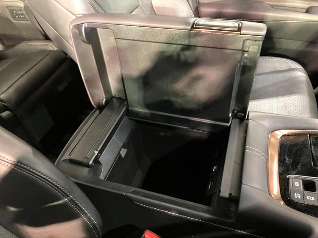 ヴェルファイアハイブリッド Ｚ　プレミア　ガラスルーフ　両側電動スライドドア　１４型ディスプレイオーディオ　全周囲カメラ　黒本革シート　レーダークルーズコントロール　ＥＴＣ　Ｂｌｕｅｔｏｏｔｈ再生　シートベンチレーション　パワーバックドア（62枚目）