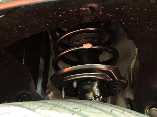 ヴェゼル ｅ：ＨＥＶ　Ｚ　登録済未使用車　９型メーカーナビ　全周囲カメラ　衝突被害軽減システム　レーダークルーズ　電動リアゲート　ハーフレザーシート　コーナーセンサー　スマートキー　ＬＥＤヘッド　ＥＴＣ２．０（20枚目）