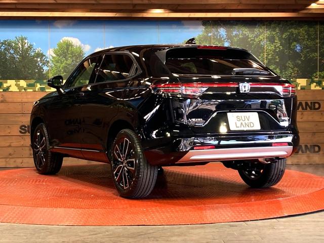 ヴェゼル ｅ：ＨＥＶ　Ｚ　登録済未使用車　９型メーカーナビ　全周囲カメラ　衝突被害軽減システム　レーダークルーズ　電動リアゲート　ハーフレザーシート　コーナーセンサー　スマートキー　ＬＥＤヘッド　ＥＴＣ２．０（22枚目）