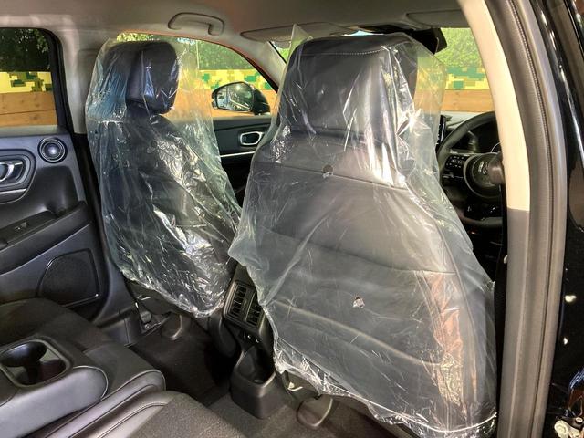 ヴェゼル ｅ：ＨＥＶ　Ｚ　登録済未使用車　９型メーカーナビ　全周囲カメラ　衝突被害軽減システム　レーダークルーズ　電動リアゲート　ハーフレザーシート　コーナーセンサー　スマートキー　ＬＥＤヘッド　ＥＴＣ２．０（34枚目）