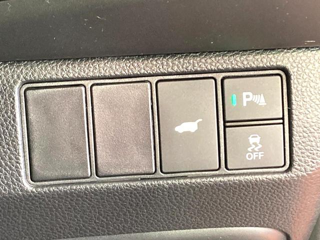 ヴェゼル ｅ：ＨＥＶ　Ｚ　登録済未使用車　９型メーカーナビ　全周囲カメラ　衝突被害軽減システム　レーダークルーズ　電動リアゲート　ハーフレザーシート　コーナーセンサー　スマートキー　ＬＥＤヘッド　ＥＴＣ２．０（38枚目）