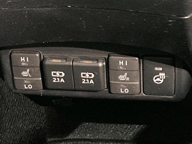 シエンタ G クエロ ALPINEナビ 後席モニター 7人乗り 禁煙車 バックカメラ 両側電動スライドドア シートヒーター LEDヘッドライト スマートキー トヨタセーフティーセンス ETC(7枚目)