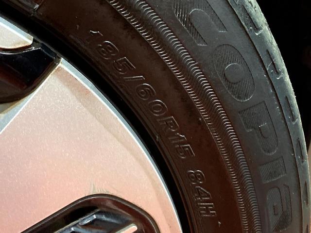 シエンタ G クエロ ALPINEナビ 後席モニター 7人乗り 禁煙車 バックカメラ 両側電動スライドドア シートヒーター LEDヘッドライト スマートキー トヨタセーフティーセンス ETC(23枚目)