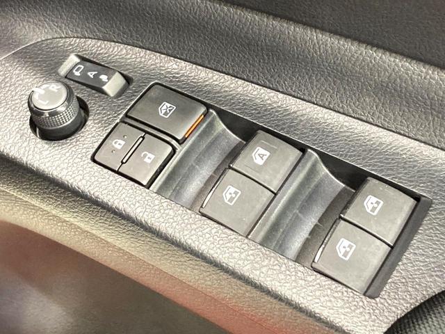 シエンタ G クエロ ALPINEナビ 後席モニター 7人乗り 禁煙車 バックカメラ 両側電動スライドドア シートヒーター LEDヘッドライト スマートキー トヨタセーフティーセンス ETC(35枚目)