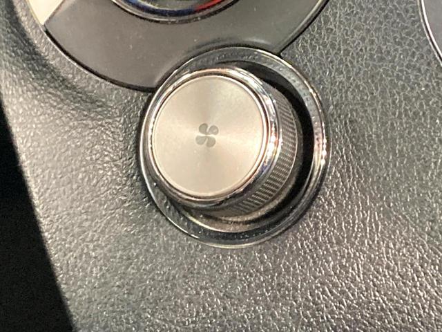 シエンタ G クエロ ALPINEナビ 後席モニター 7人乗り 禁煙車 バックカメラ 両側電動スライドドア シートヒーター LEDヘッドライト スマートキー トヨタセーフティーセンス ETC(47枚目)