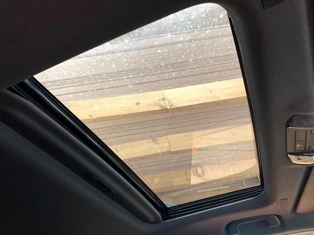 ランドクルーザー２５０ ＶＸ　サンルーフ　純正１２．３型ディスプレーオーディオ　パノラミックビューモニター　シートベンチレーション　デジタルインナーミラー　衝突軽減装置　レーダークルーズコントロール　パワーバックドア　ドラレコ（3枚目）