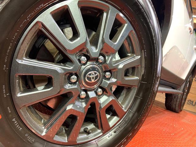 ランドクルーザー２５０ ＶＸ　サンルーフ　純正１２．３型ディスプレーオーディオ　パノラミックビューモニター　シートベンチレーション　デジタルインナーミラー　衝突軽減装置　レーダークルーズコントロール　パワーバックドア　ドラレコ（14枚目）