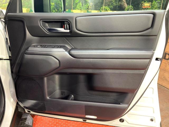 ランドクルーザー２５０ ＶＸ　サンルーフ　純正１２．３型ディスプレーオーディオ　パノラミックビューモニター　シートベンチレーション　デジタルインナーミラー　衝突軽減装置　レーダークルーズコントロール　パワーバックドア　ドラレコ（39枚目）