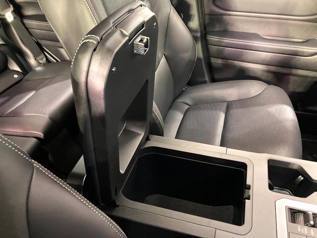 ランドクルーザー２５０ ＶＸ　サンルーフ　純正１２．３型ディスプレーオーディオ　パノラミックビューモニター　シートベンチレーション　デジタルインナーミラー　衝突軽減装置　レーダークルーズコントロール　パワーバックドア　ドラレコ（54枚目）