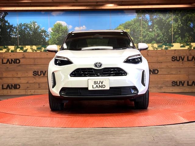 ヤリスクロス ハイブリッドＺ　ナビ機能付きディスプレイオーディオ　全周囲カメラ　衝突被害軽減システム　レーダークルーズ　禁煙車　ハーフレザーシート　パワーシート　コーナーセンサー　ＬＥＤヘッド　ＥＴＣ　純正１８インチアルミ（14枚目）