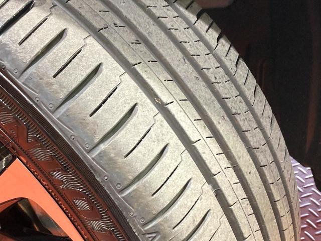 ヤリスクロス ハイブリッドＺ　ナビ機能付きディスプレイオーディオ　全周囲カメラ　衝突被害軽減システム　レーダークルーズ　禁煙車　ハーフレザーシート　パワーシート　コーナーセンサー　ＬＥＤヘッド　ＥＴＣ　純正１８インチアルミ（23枚目）