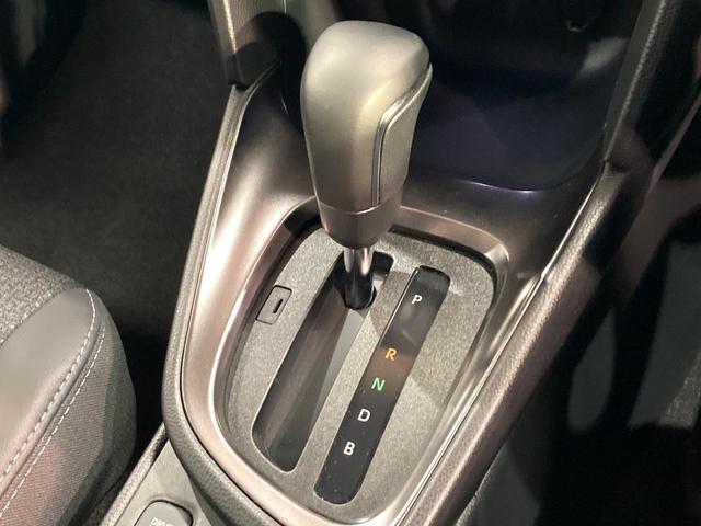 ヤリスクロス ハイブリッドＺ　ナビ機能付きディスプレイオーディオ　全周囲カメラ　衝突被害軽減システム　レーダークルーズ　禁煙車　ハーフレザーシート　パワーシート　コーナーセンサー　ＬＥＤヘッド　ＥＴＣ　純正１８インチアルミ（47枚目）