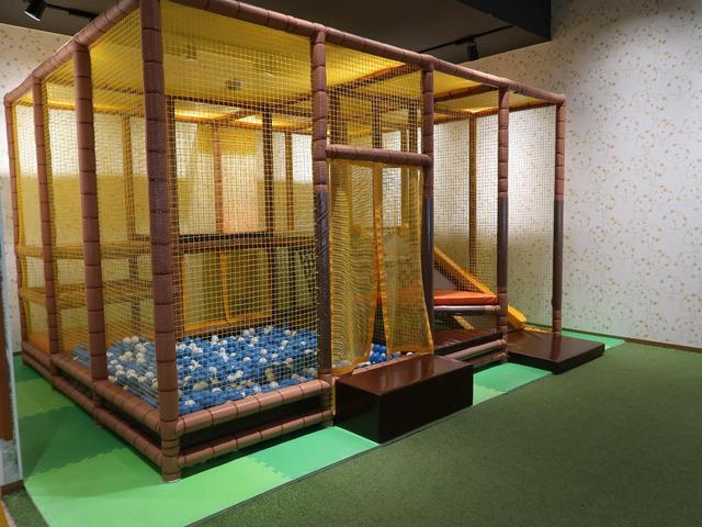 ヤリスクロス ハイブリッドＺ　ナビ機能付きディスプレイオーディオ　全周囲カメラ　衝突被害軽減システム　レーダークルーズ　禁煙車　ハーフレザーシート　パワーシート　コーナーセンサー　ＬＥＤヘッド　ＥＴＣ　純正１８インチアルミ（71枚目）