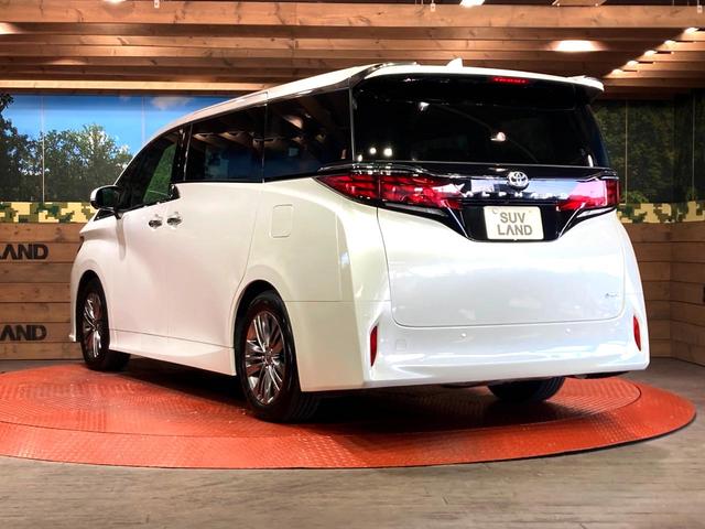 アルファードハイブリッド Ｚ　ガラスルーフ　ユニバーサルステップ　禁煙車　１４型ディスプレイオーディオ　パノラミックビューモニター　デジタルインナーミラー　両側電動スライドドア　パワーバックドア　ワイヤレス充電　ＬＥＤヘッドライト（22枚目）