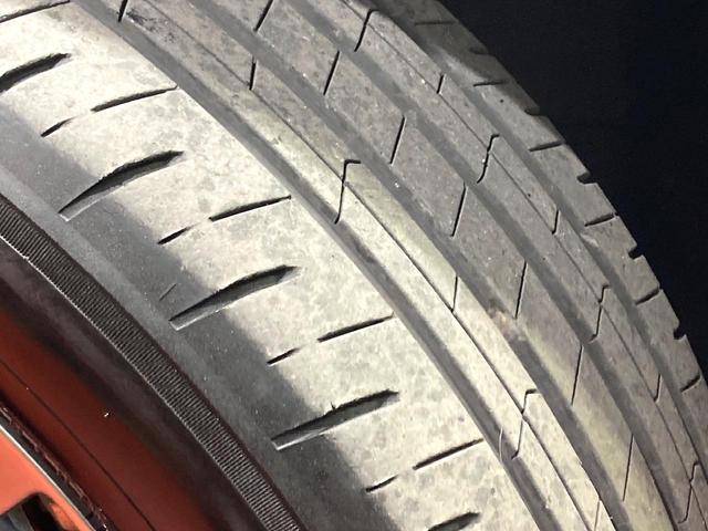 アルファードハイブリッド Ｚ　ガラスルーフ　ユニバーサルステップ　禁煙車　１４型ディスプレイオーディオ　パノラミックビューモニター　デジタルインナーミラー　両側電動スライドドア　パワーバックドア　ワイヤレス充電　ＬＥＤヘッドライト（27枚目）