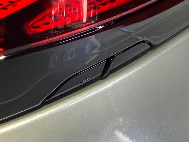 アルファードハイブリッド Ｚ　ガラスルーフ　ユニバーサルステップ　禁煙車　１４型ディスプレイオーディオ　パノラミックビューモニター　デジタルインナーミラー　両側電動スライドドア　パワーバックドア　ワイヤレス充電　ＬＥＤヘッドライト（34枚目）