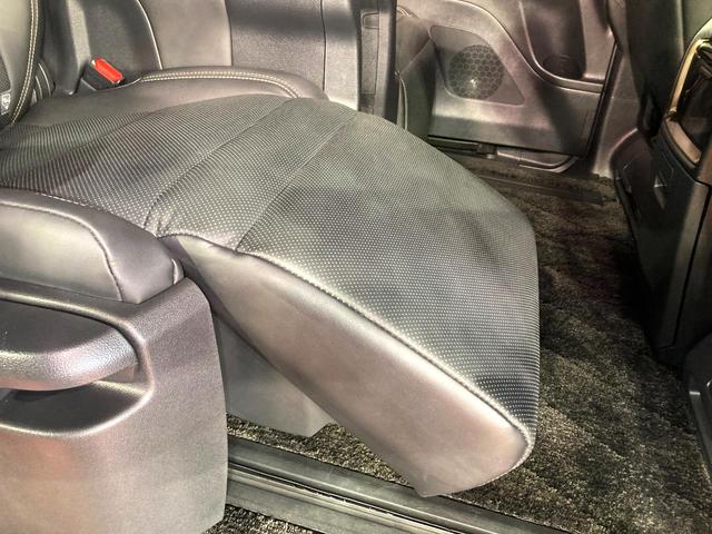 アルファードハイブリッド Ｚ　ガラスルーフ　ユニバーサルステップ　禁煙車　１４型ディスプレイオーディオ　パノラミックビューモニター　デジタルインナーミラー　両側電動スライドドア　パワーバックドア　ワイヤレス充電　ＬＥＤヘッドライト（44枚目）