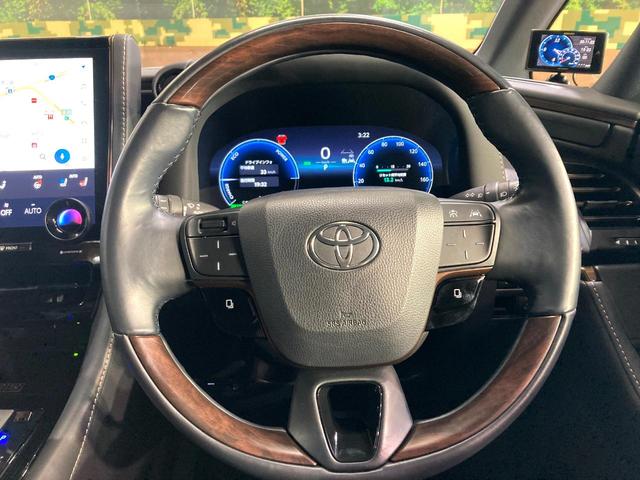 アルファードハイブリッド Ｚ　ガラスルーフ　ユニバーサルステップ　禁煙車　１４型ディスプレイオーディオ　パノラミックビューモニター　デジタルインナーミラー　両側電動スライドドア　パワーバックドア　ワイヤレス充電　ＬＥＤヘッドライト（53枚目）
