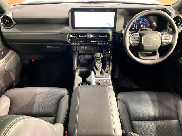 ランドクルーザー２５０ ＶＸ　サンルーフ　純正１２型ディスプレイオーディオ　全周囲カメラ　レーダークルーズコントロール　禁煙車　電動リアゲート　レザーシート　前席シートエアコン　パワーシート　ドラレコ　コーナーセンサー（2枚目）