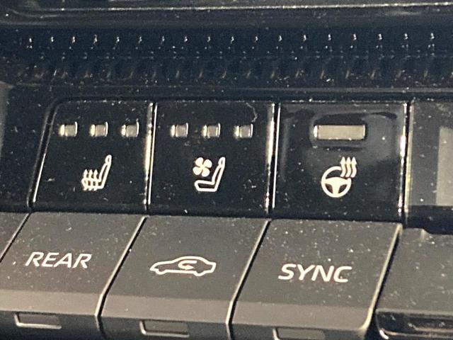 ランドクルーザー２５０ ＶＸ　サンルーフ　純正１２型ディスプレイオーディオ　全周囲カメラ　レーダークルーズコントロール　禁煙車　電動リアゲート　レザーシート　前席シートエアコン　パワーシート　ドラレコ　コーナーセンサー（6枚目）