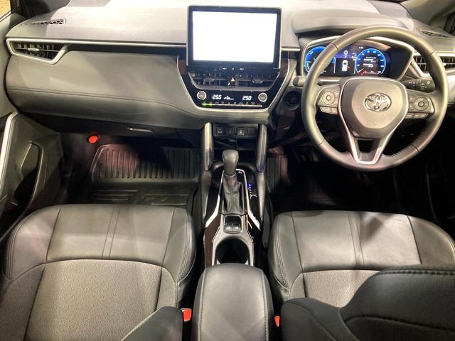 カローラクロス ハイブリッド　Ｚ　純正１０．５型ディスプレイオーディオ　禁煙車　バックカメラ　パワーバックドア　シートヒーター　トヨタセーフティーセンス　レーダークルーズ　ＬＥＤヘッドライト　ビルドインＥＴＣ　オートライト（2枚目）