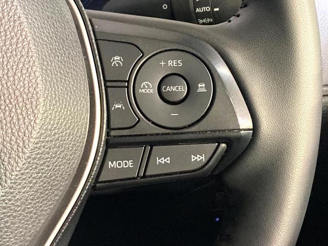 カローラクロス ハイブリッド　Ｚ　純正１０．５型ディスプレイオーディオ　禁煙車　バックカメラ　パワーバックドア　シートヒーター　トヨタセーフティーセンス　レーダークルーズ　ＬＥＤヘッドライト　ビルドインＥＴＣ　オートライト（7枚目）