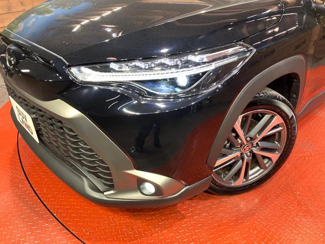 カローラクロス ハイブリッド　Ｚ　純正１０．５型ディスプレイオーディオ　禁煙車　バックカメラ　パワーバックドア　シートヒーター　トヨタセーフティーセンス　レーダークルーズ　ＬＥＤヘッドライト　ビルドインＥＴＣ　オートライト（12枚目）