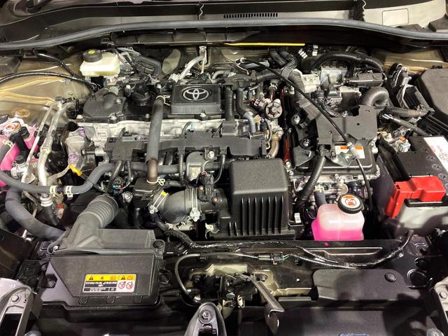 カローラクロス ハイブリッド　Ｚ　純正１０．５型ディスプレイオーディオ　禁煙車　バックカメラ　パワーバックドア　シートヒーター　トヨタセーフティーセンス　レーダークルーズ　ＬＥＤヘッドライト　ビルドインＥＴＣ　オートライト（18枚目）