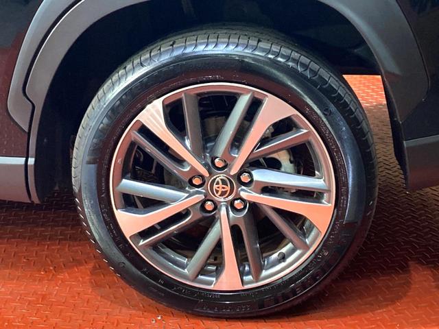 カローラクロス ハイブリッド　Ｚ　純正１０．５型ディスプレイオーディオ　禁煙車　バックカメラ　パワーバックドア　シートヒーター　トヨタセーフティーセンス　レーダークルーズ　ＬＥＤヘッドライト　ビルドインＥＴＣ　オートライト（28枚目）