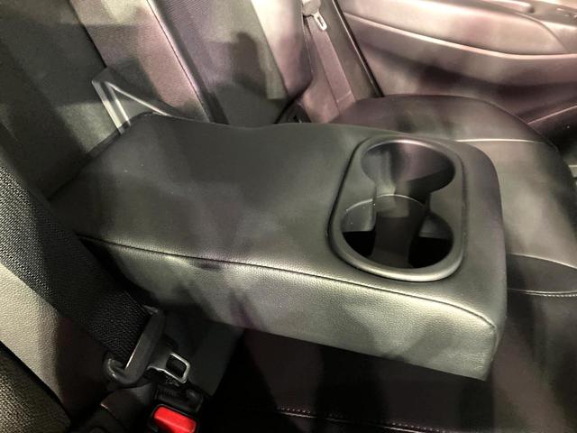 カローラクロス ハイブリッド　Ｚ　純正１０．５型ディスプレイオーディオ　禁煙車　バックカメラ　パワーバックドア　シートヒーター　トヨタセーフティーセンス　レーダークルーズ　ＬＥＤヘッドライト　ビルドインＥＴＣ　オートライト（35枚目）