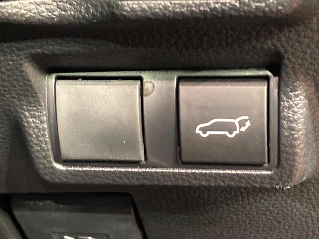 カローラクロス ハイブリッド　Ｚ　純正１０．５型ディスプレイオーディオ　禁煙車　バックカメラ　パワーバックドア　シートヒーター　トヨタセーフティーセンス　レーダークルーズ　ＬＥＤヘッドライト　ビルドインＥＴＣ　オートライト（39枚目）