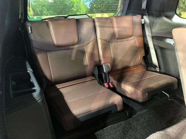 ランドクルーザー２５０ ＶＸファーストエディション　７人乗り　サンルーフ　純正１２型ディスプレイ　全周囲カメラ　衝突被害軽減システム　レーダークルーズ　禁煙車　電動リアゲート　レザーシート　前席シートエアコン　コーナーセンサー　スマートキー（10枚目）