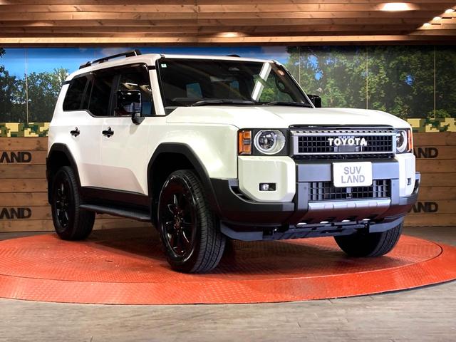 ランドクルーザー２５０ ＶＸファーストエディション　７人乗り　サンルーフ　純正１２型ディスプレイ　全周囲カメラ　衝突被害軽減システム　レーダークルーズ　禁煙車　電動リアゲート　レザーシート　前席シートエアコン　コーナーセンサー　スマートキー（16枚目）