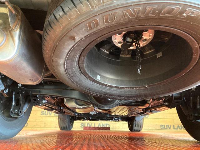 ランドクルーザー２５０ ＶＸファーストエディション　７人乗り　サンルーフ　純正１２型ディスプレイ　全周囲カメラ　衝突被害軽減システム　レーダークルーズ　禁煙車　電動リアゲート　レザーシート　前席シートエアコン　コーナーセンサー　スマートキー（19枚目）