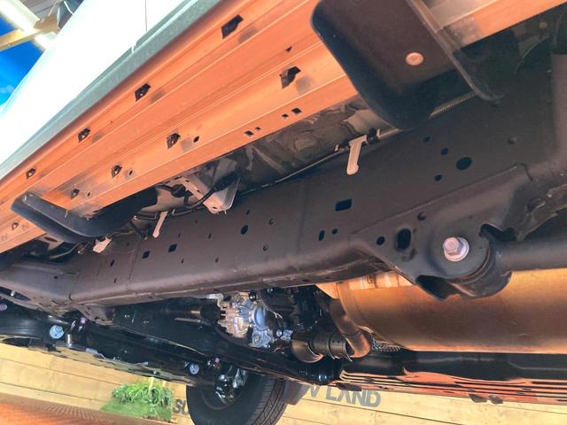 ランドクルーザー２５０ ＶＸファーストエディション　７人乗り　サンルーフ　純正１２型ディスプレイ　全周囲カメラ　衝突被害軽減システム　レーダークルーズ　禁煙車　電動リアゲート　レザーシート　前席シートエアコン　コーナーセンサー　スマートキー（29枚目）